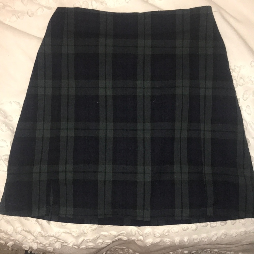 BRANDY MELVILLE plaid cara skirt